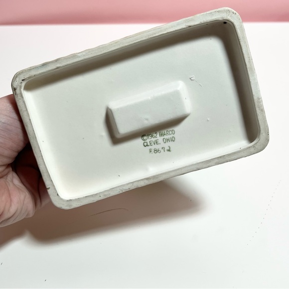 Vintage Victorian cherub baby planter - Picture 8 of 8